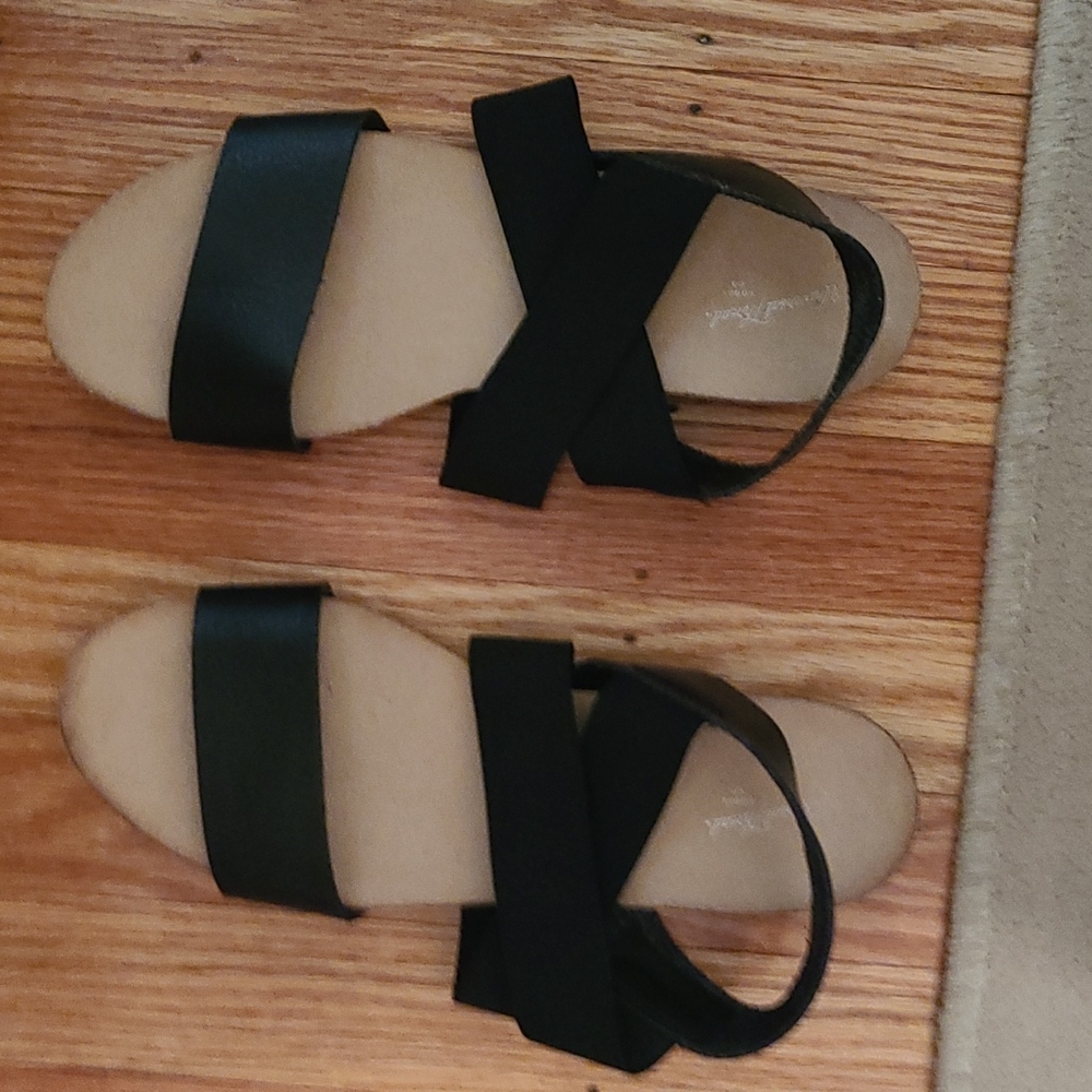 Brand new never worn sandals